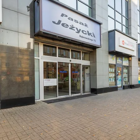 One Bedroom With Balcony In By Renters Appartement *