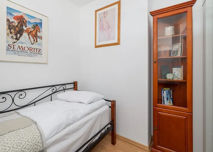 One Bedroom With Balcony In By Renters