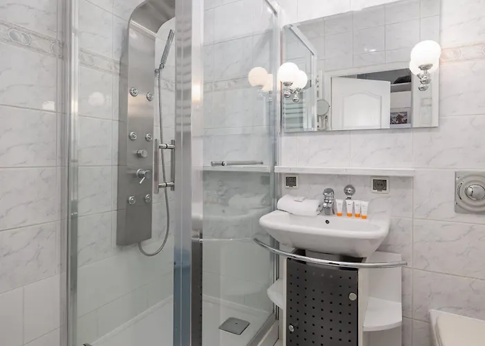 One Bedroom With Balcony In By Renters Апартаменты Познань